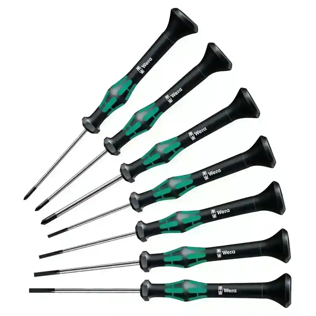 How easy is it to install components using the Wera Kraftform Micro Set?