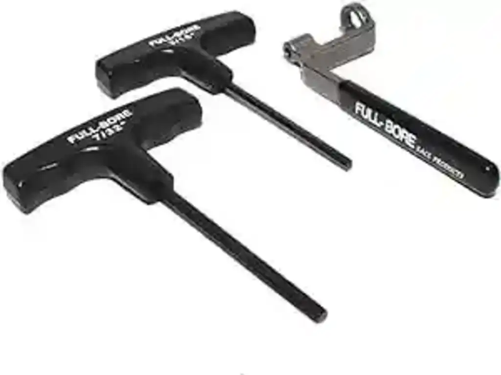 How many wrenches are included in the set?