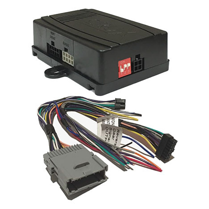 What function does the SWRGM48 CRUX interface serve for GM vehicles?