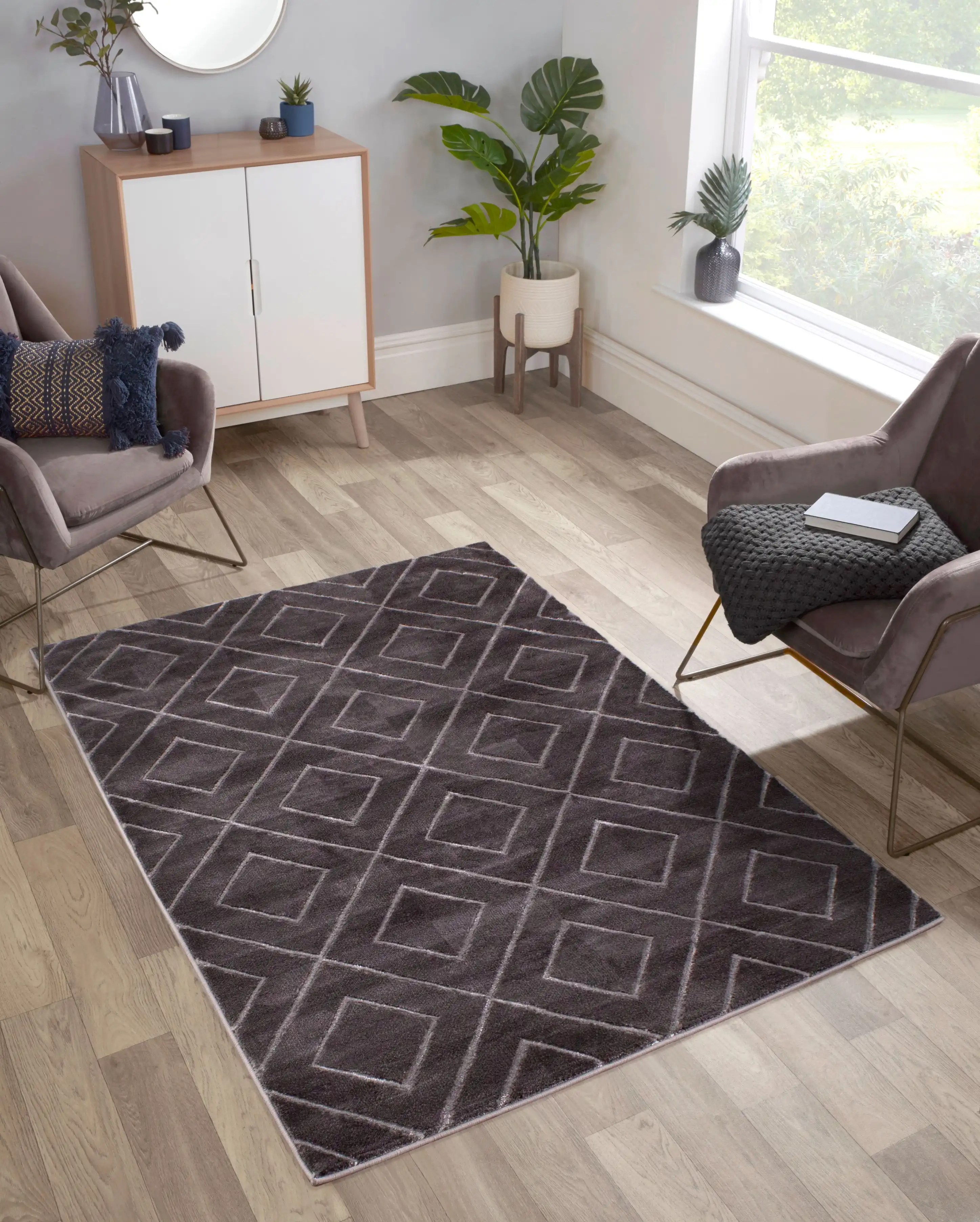 Bianco 196QA Dark Grey Rug Questions & Answers