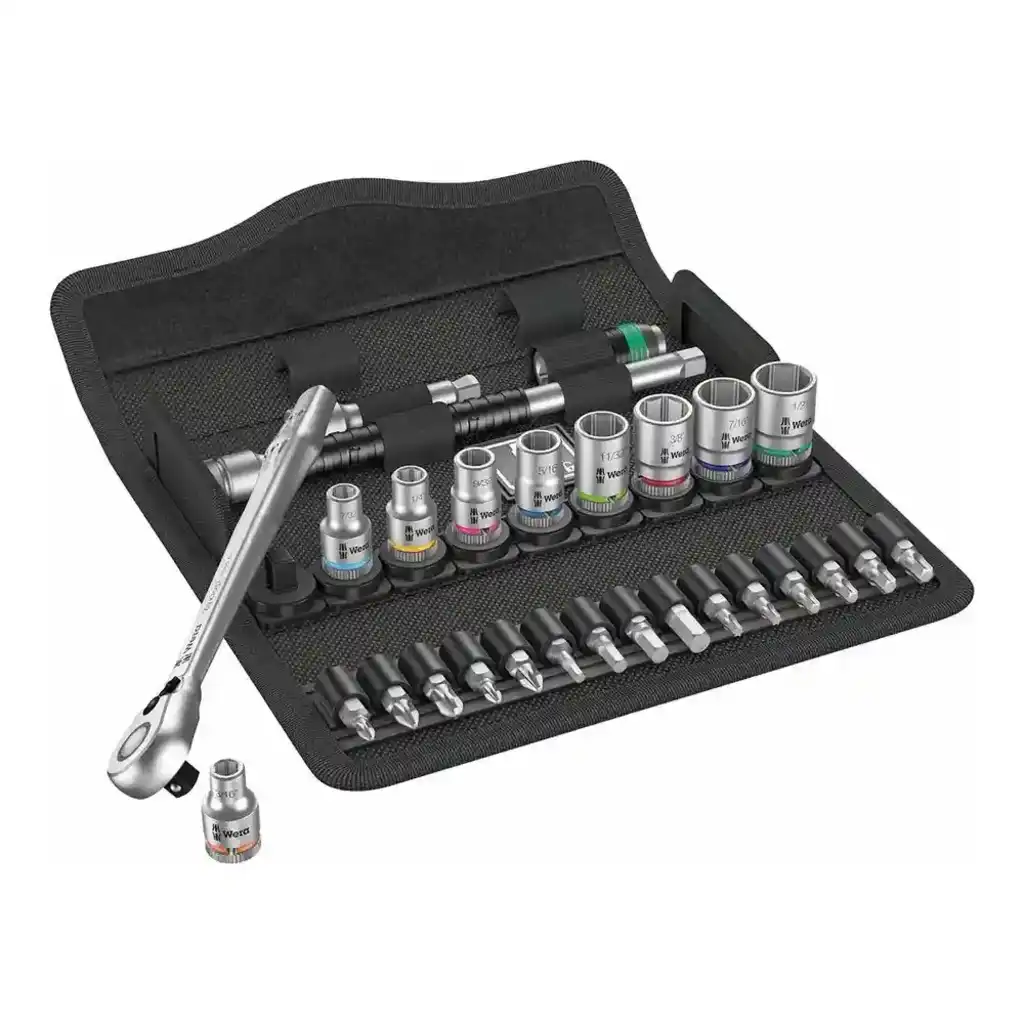 How many pieces are included in the set?