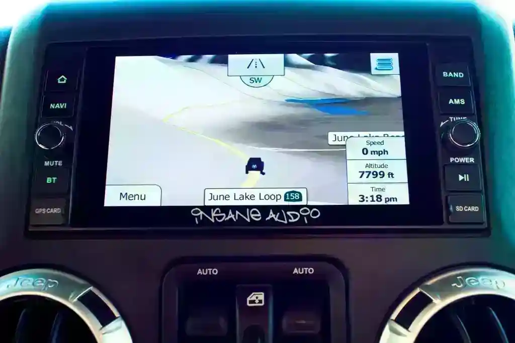What sets the Jeep apart when using the Insane Audio JK2001 GPS system?