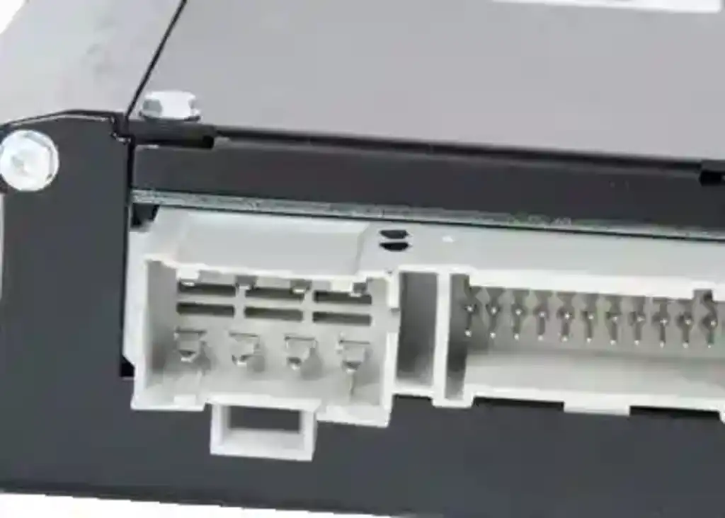 How do I test my car audio amplifier output?