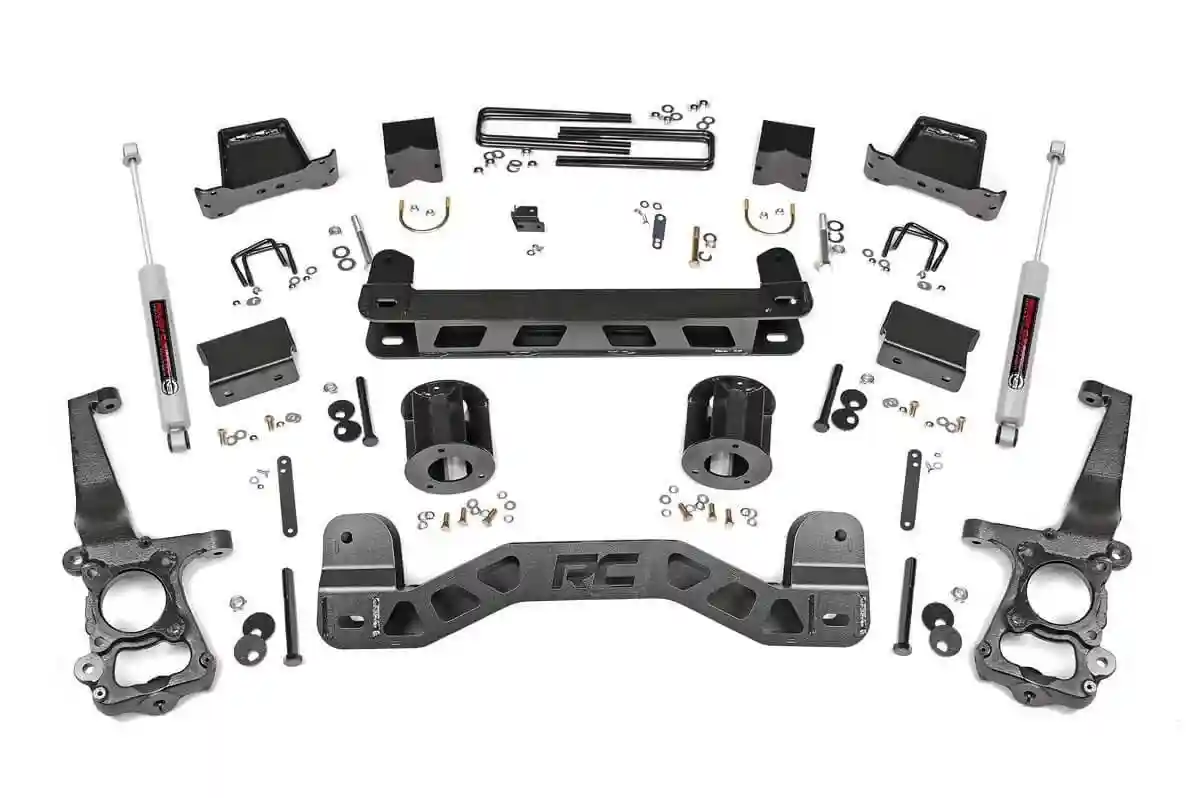 What style do these wheel accessories add to a vehicle?