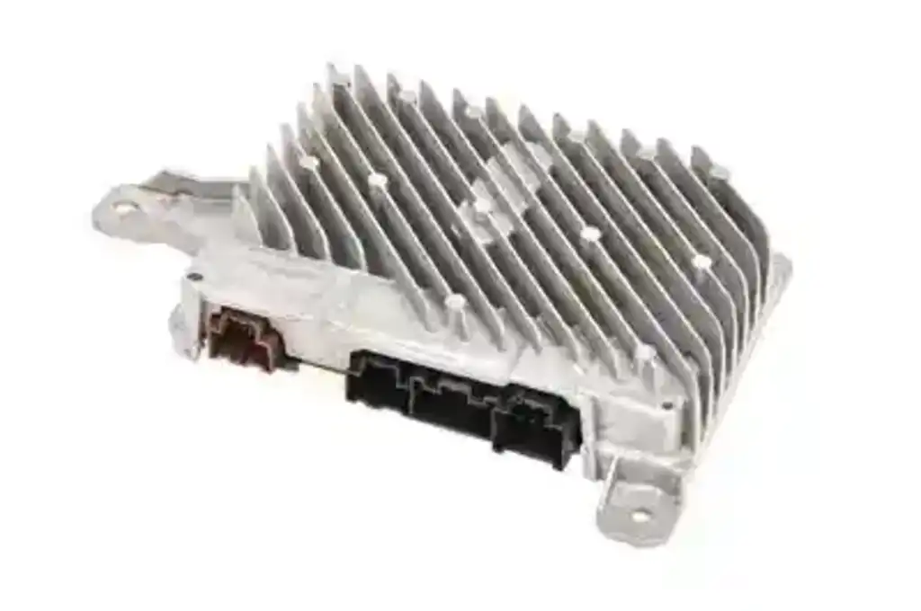 Is the audio amplifier suitable for replacing old components?